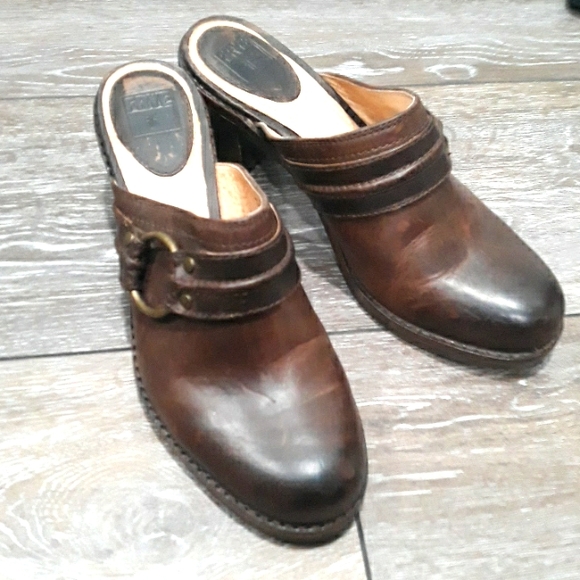Frye dark brown leather clogs. Size 8 - Picture 1 of 13